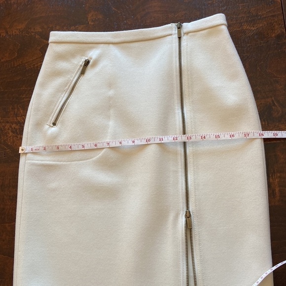 J Crew Asymmetrical Zip Pencil Skirt Wool Ivory Size 2 - Picture 12 of 13